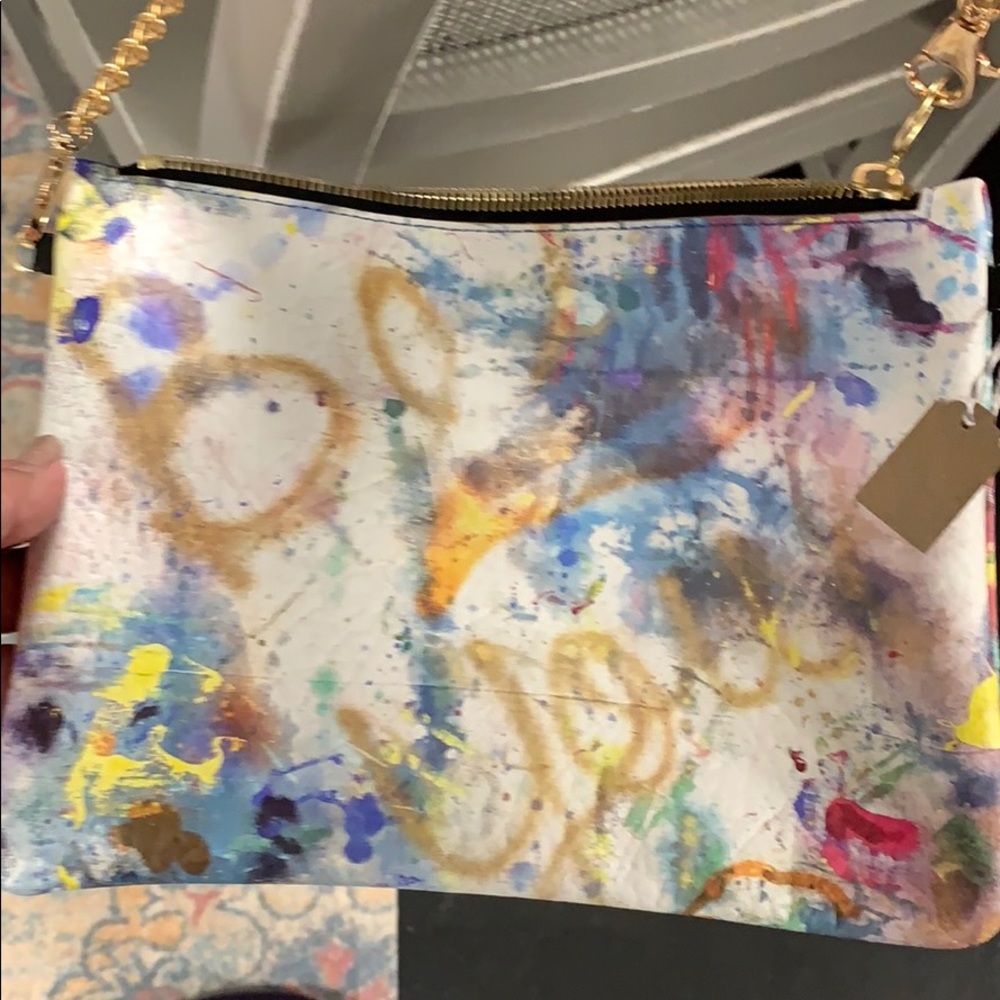Cross body